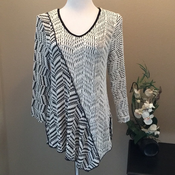 Yushi Tops - Yushi Tunic Top Unique